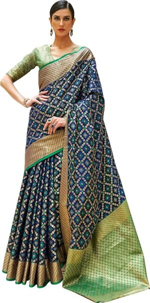 Women's Patola Silk Saree With Unstitched Boluse Piece